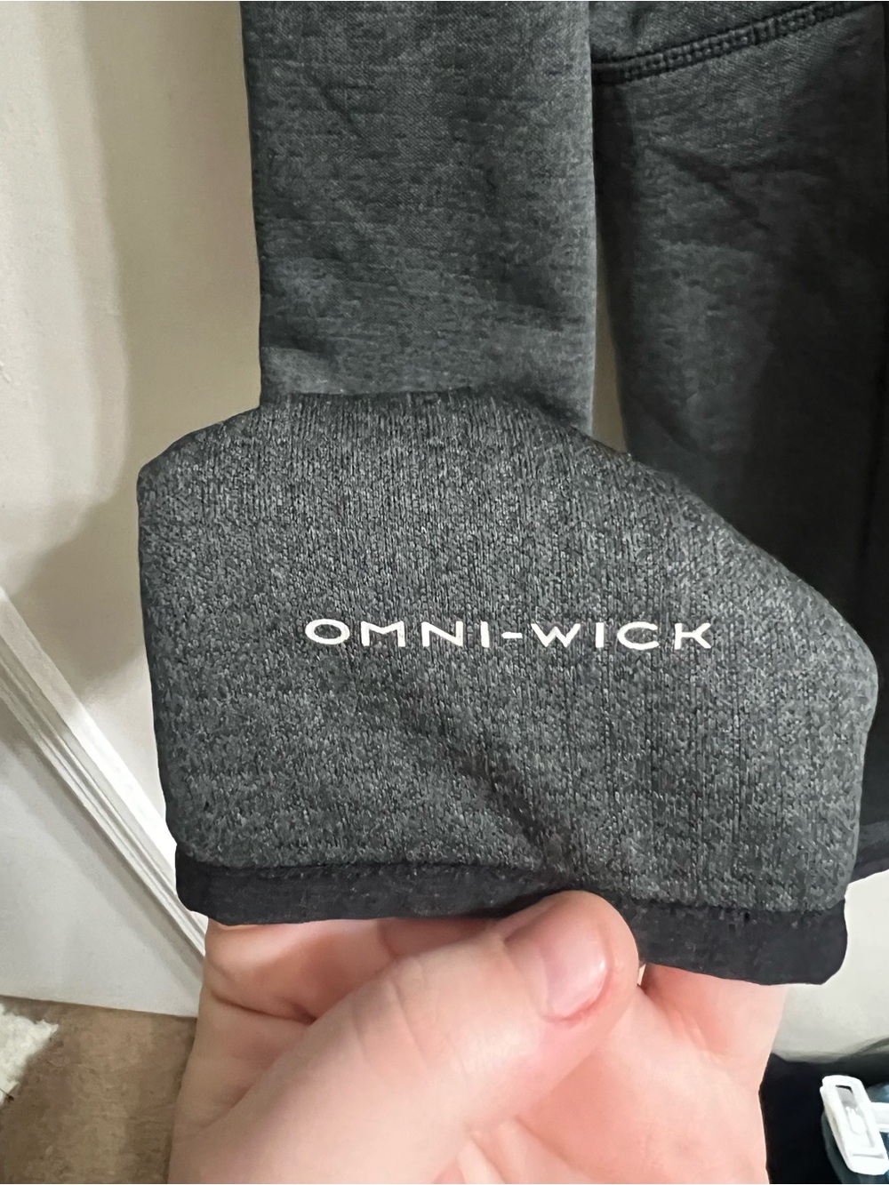 Columbia Men's Black Quarter-Zip Pullover - Picture 5 of 5